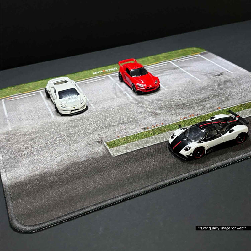 MYHOTPAD Parking v2 Diorama Desktop Mat Diecast 1:64